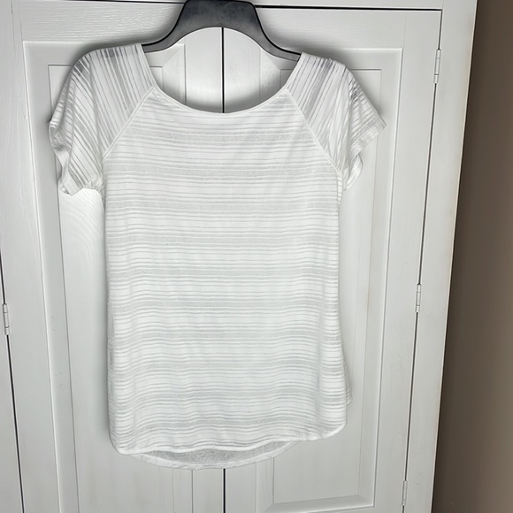 Athleta Sheer Striped White Tee With Twist Back - Picture 1 of 10